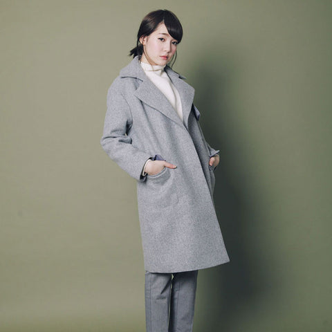 率性翻領羊毛大衣