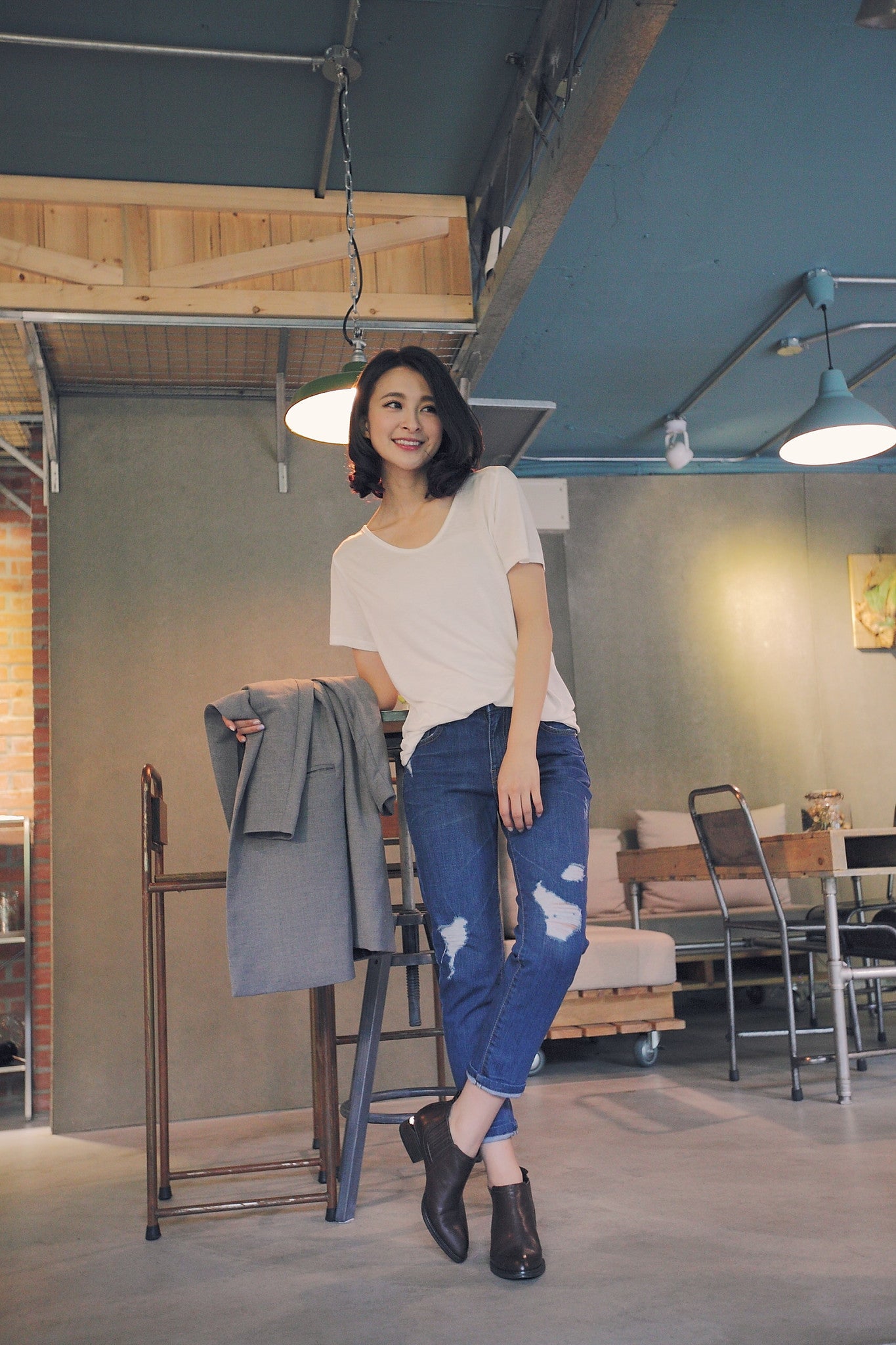 破損感窄型男友褲