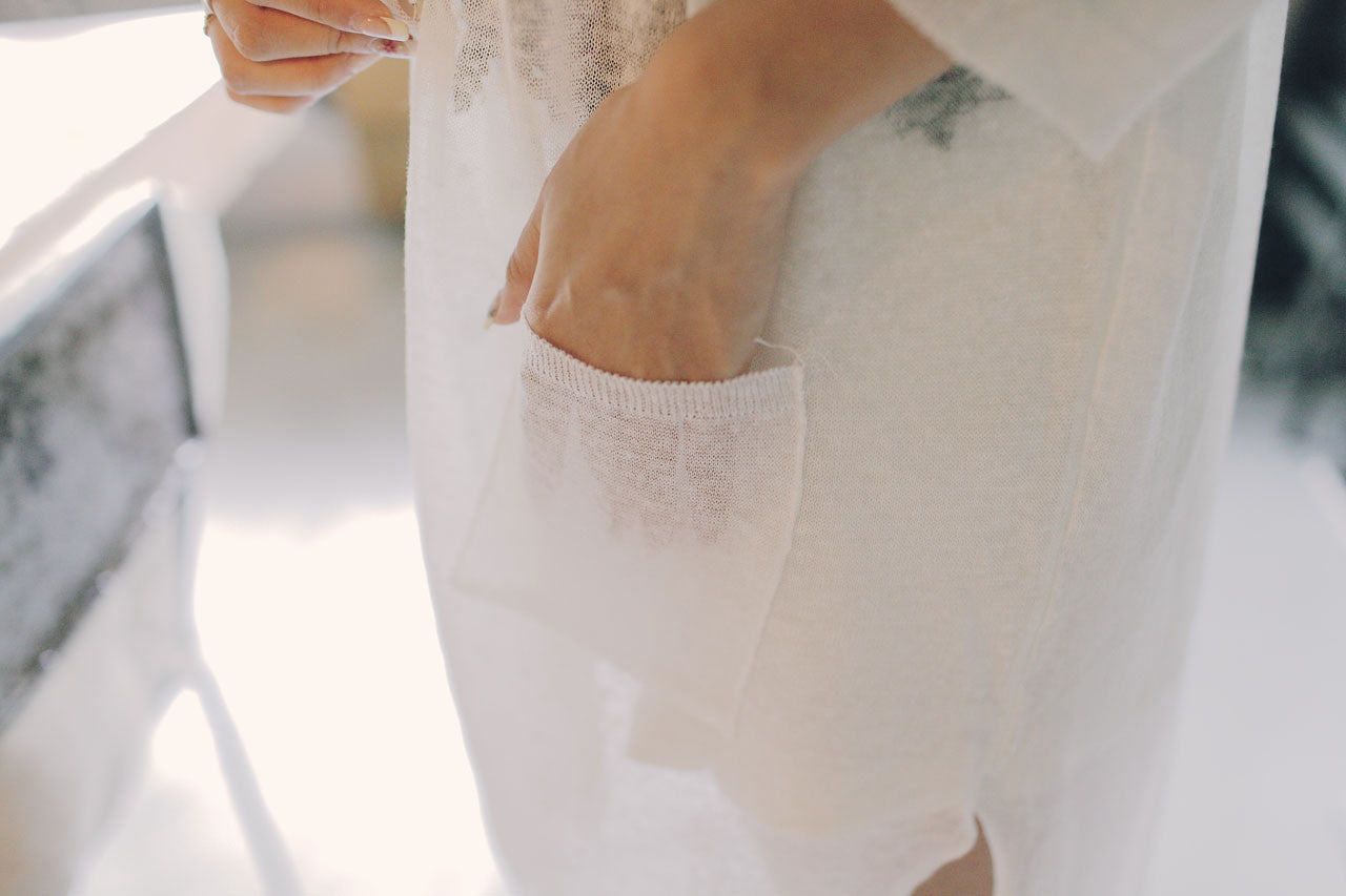 白色薄透寬鬆七分袖針織外套