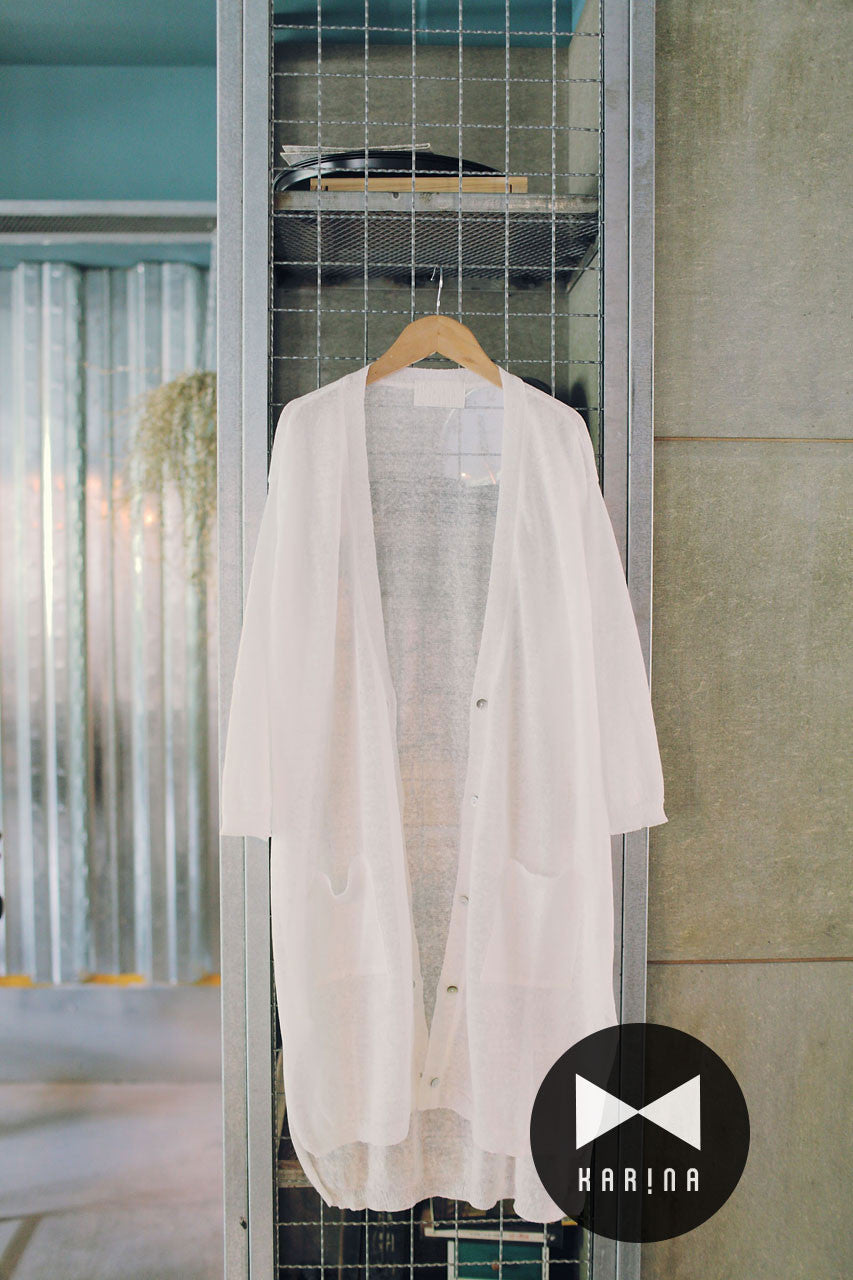 白色薄透寬鬆七分袖針織外套