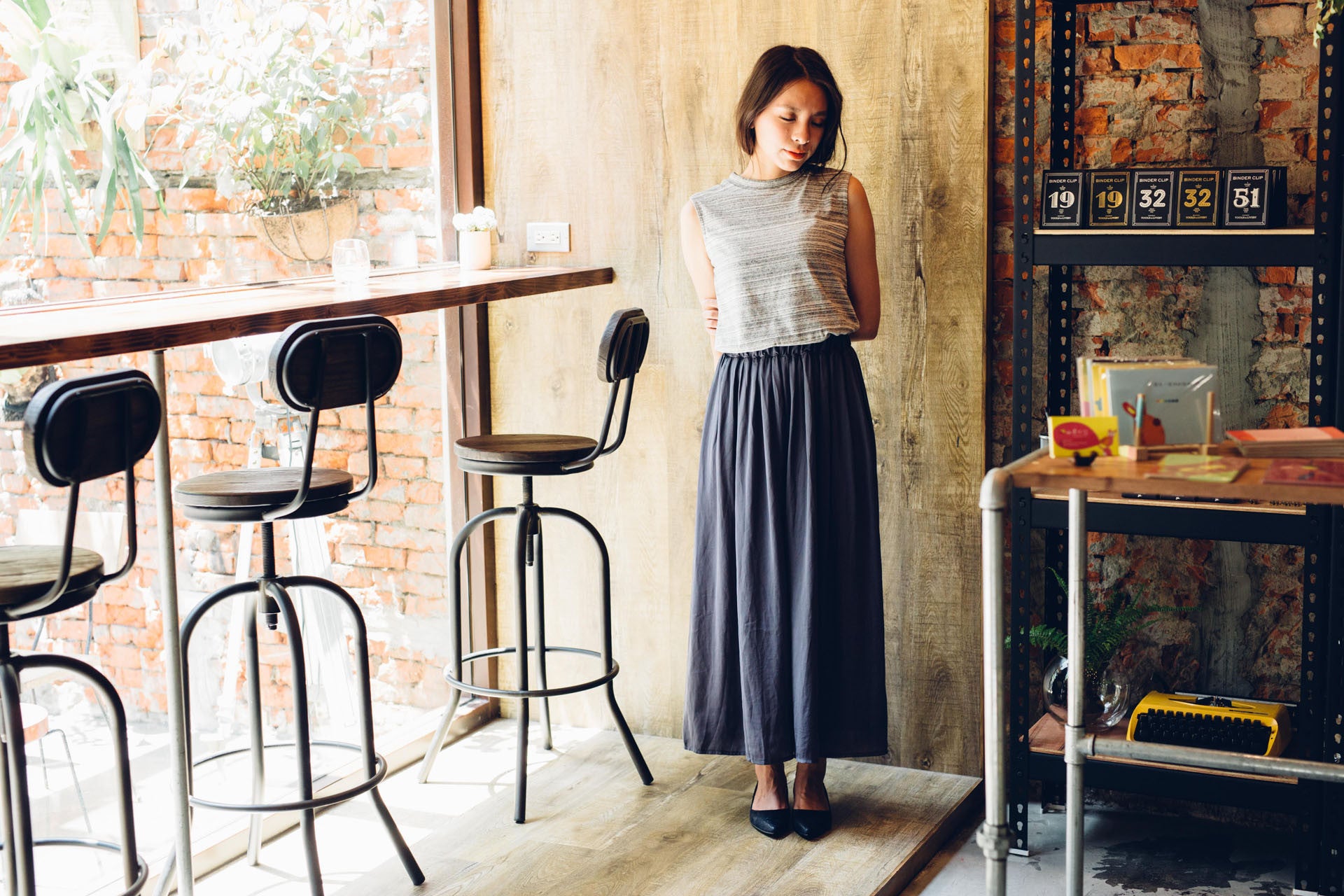 鐵灰飄逸涼感褲裙