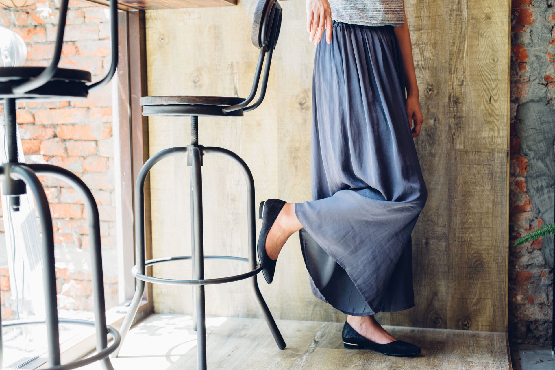 鐵灰飄逸涼感褲裙