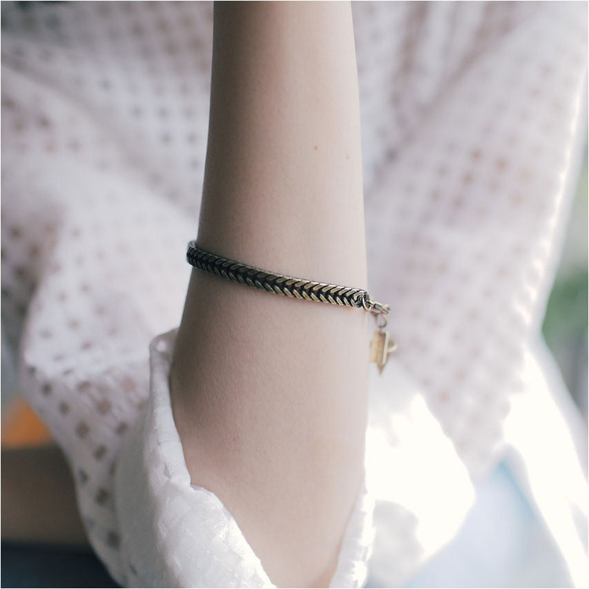 編織仿舊感金屬手鍊