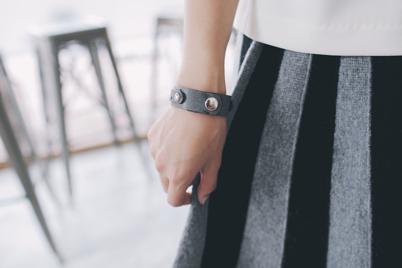 駝鳥皮手環(兩色)