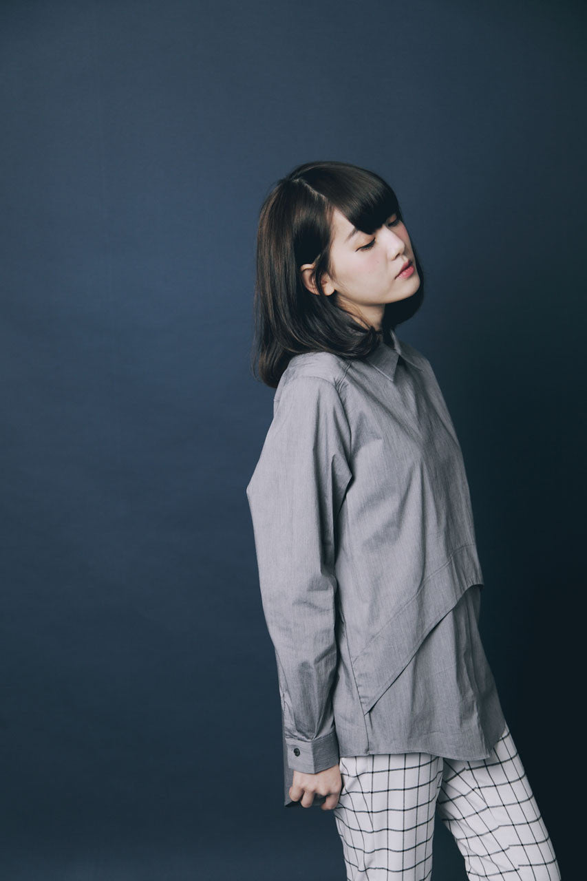 灰色拼接造型襯衫