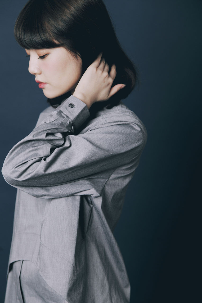 灰色拼接造型襯衫