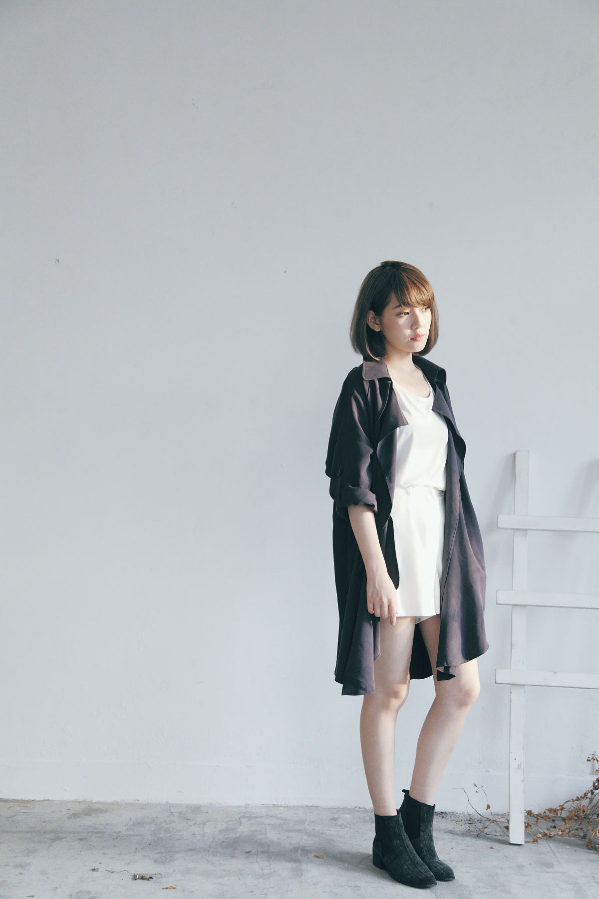 隨性翻領薄風衣(深藍)