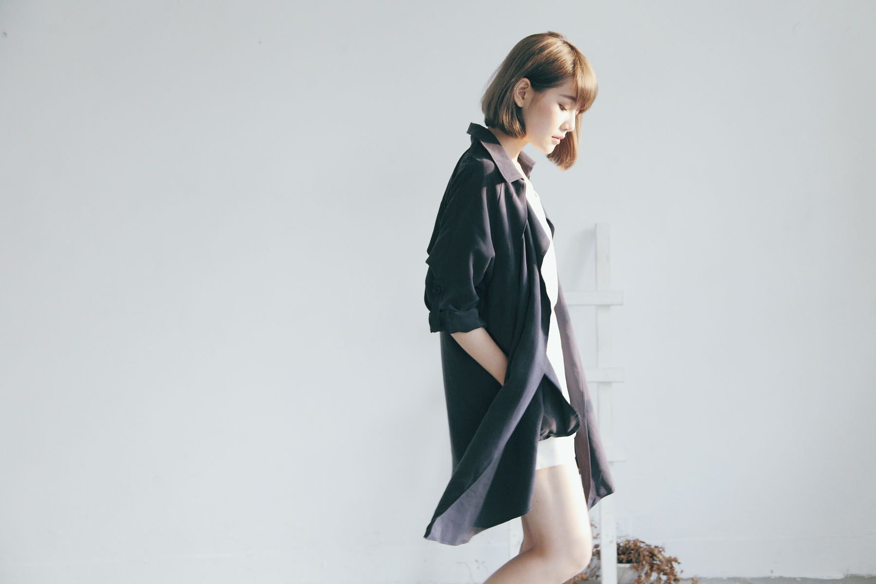 隨性翻領薄風衣(深藍)