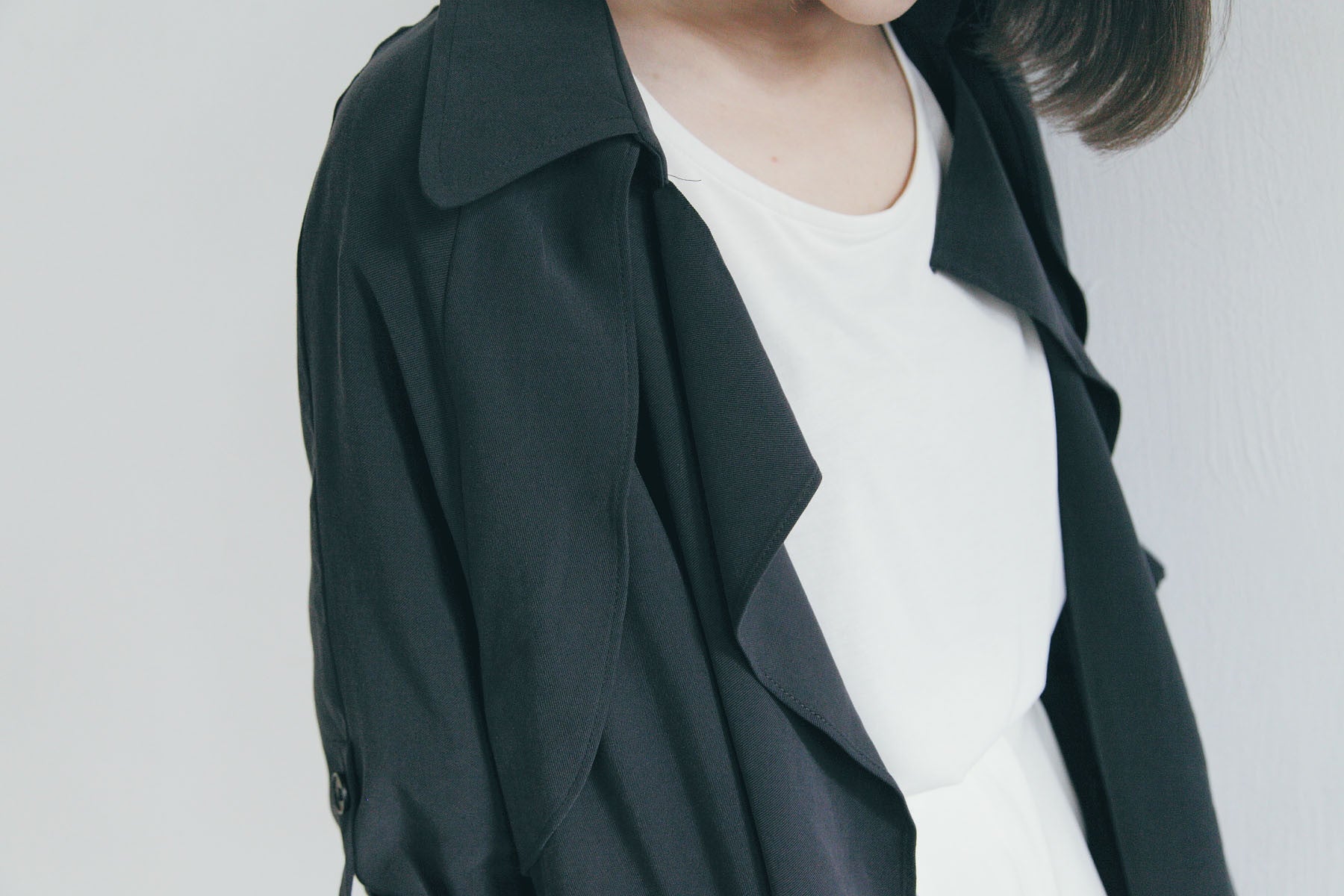 隨性翻領薄風衣(深藍)