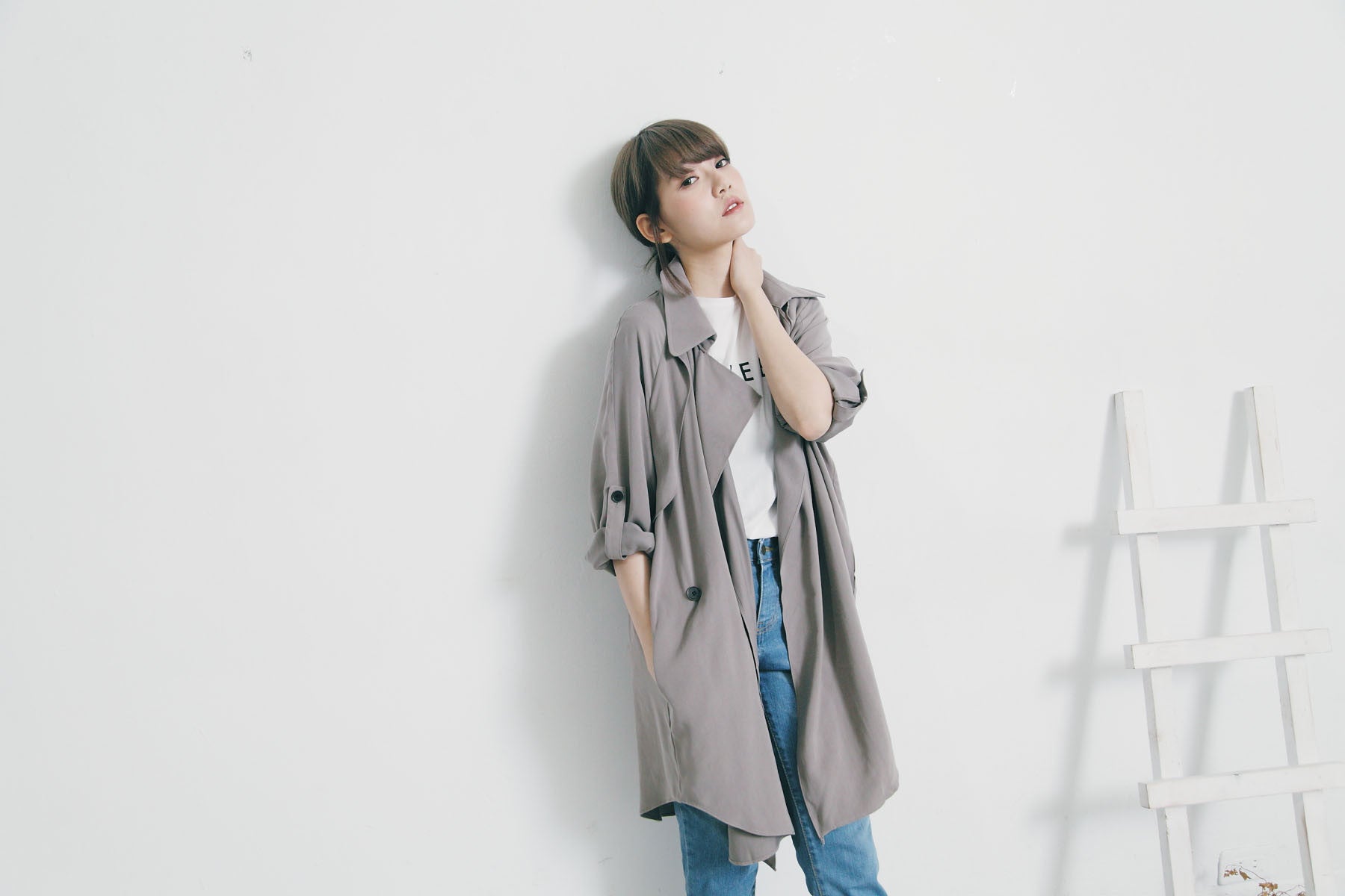 隨性翻領薄風衣(灰)