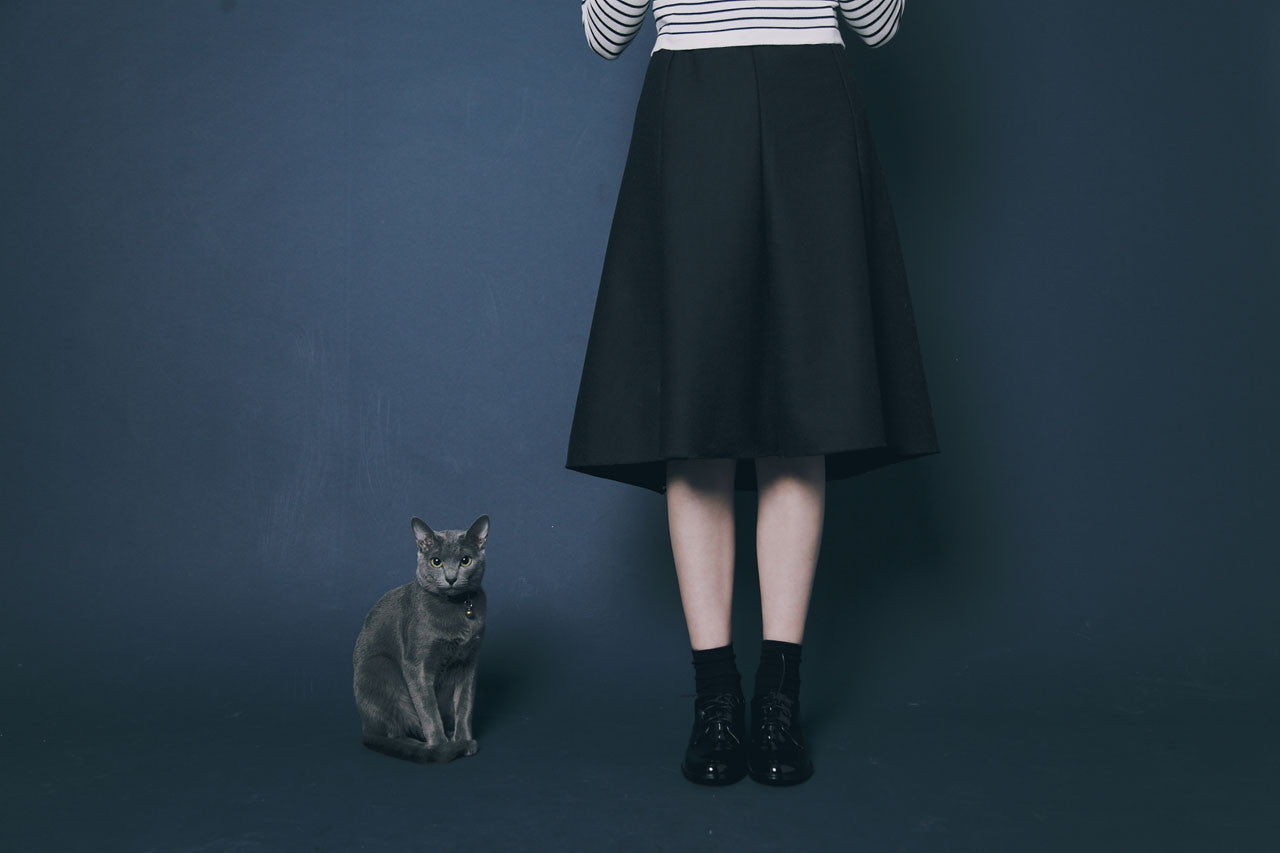 前短後長羊毛圓裙