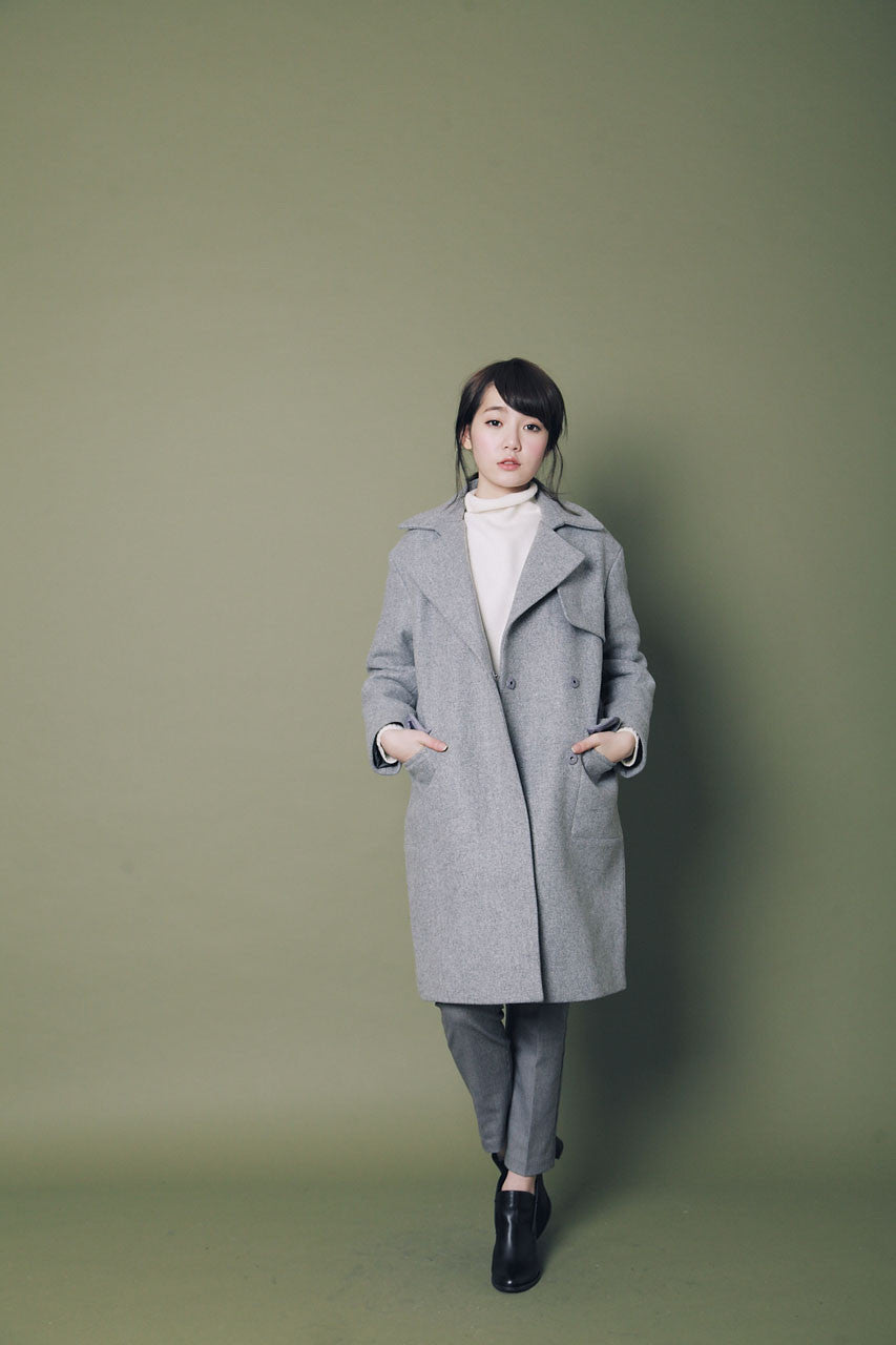 率性翻領羊毛大衣