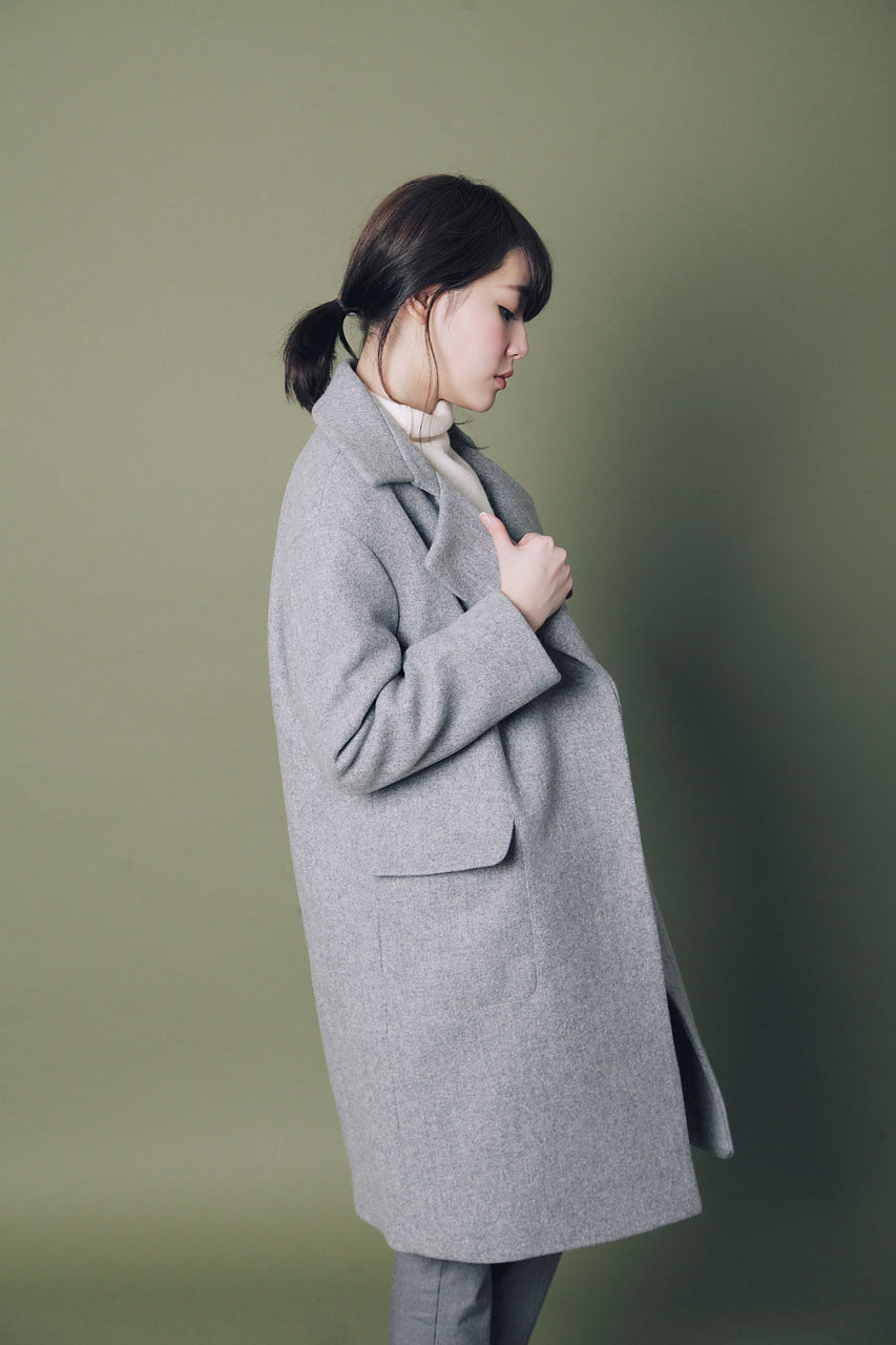 率性翻領羊毛大衣