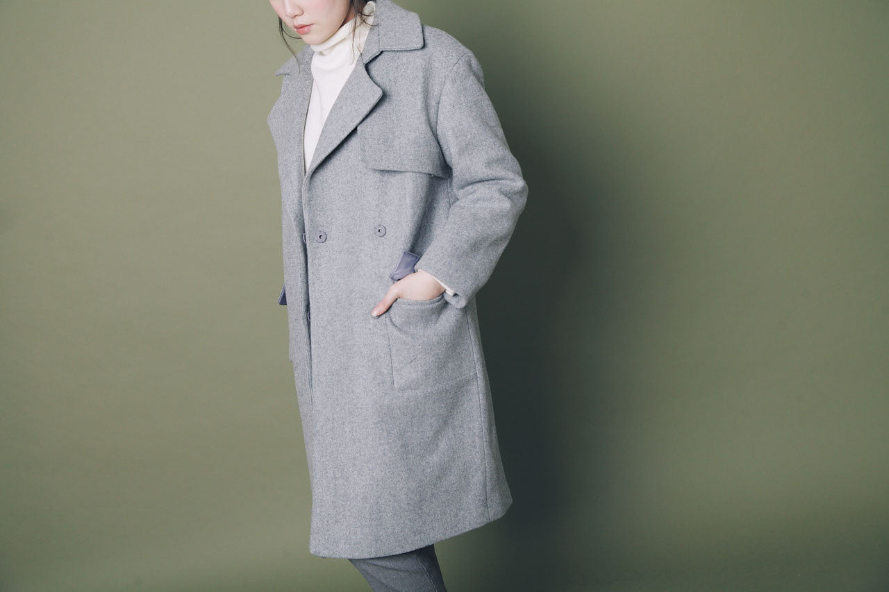 率性翻領羊毛大衣