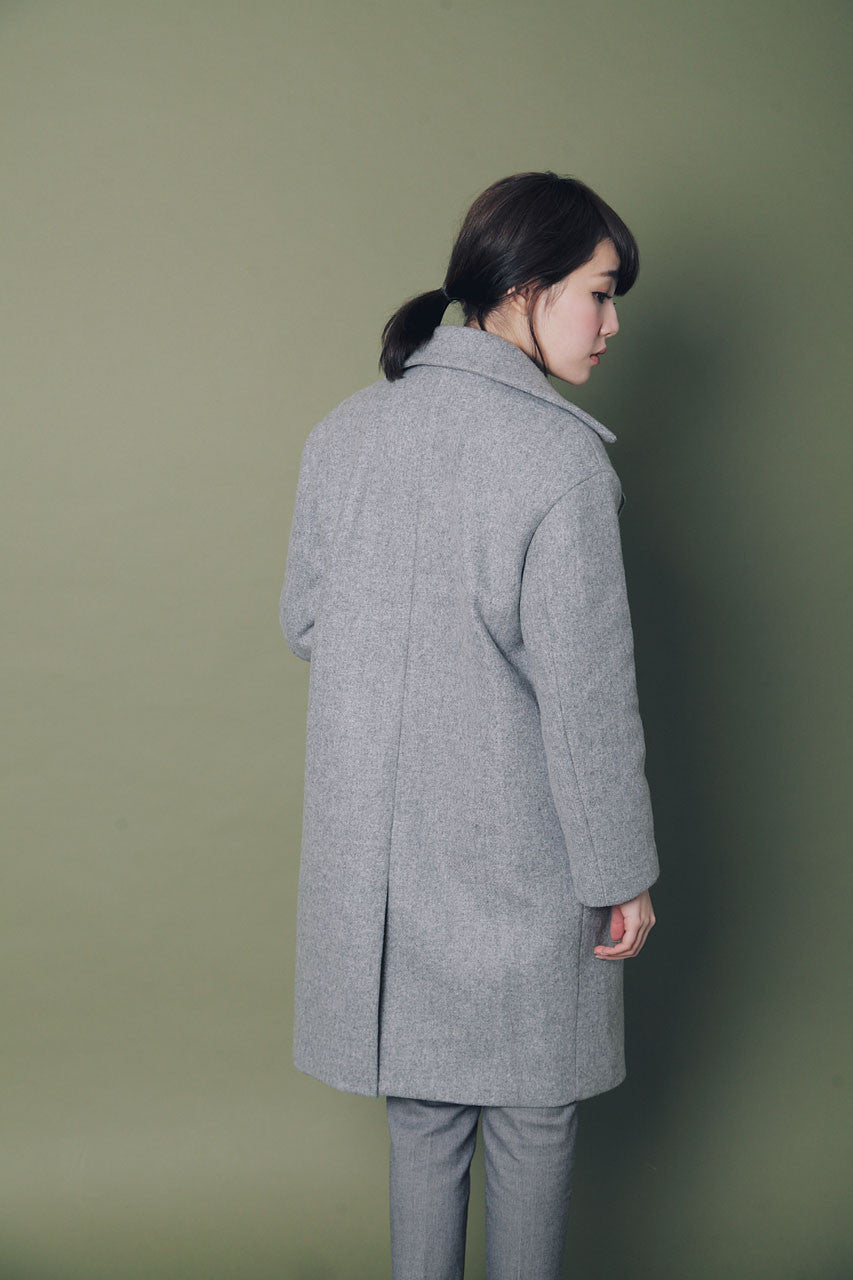 率性翻領羊毛大衣