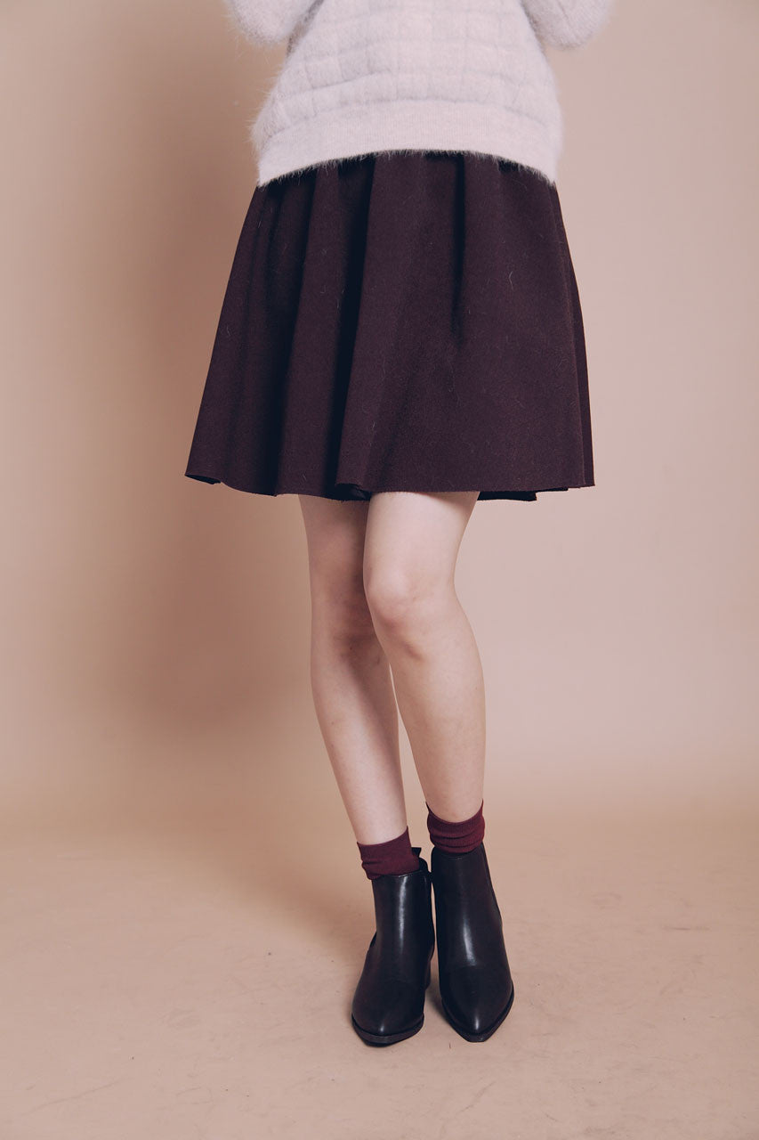 打摺極挺短圓裙