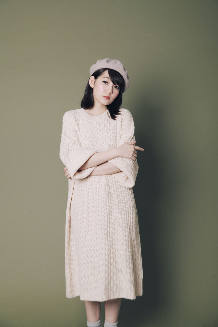 鬆軟寬袖針織連身裙