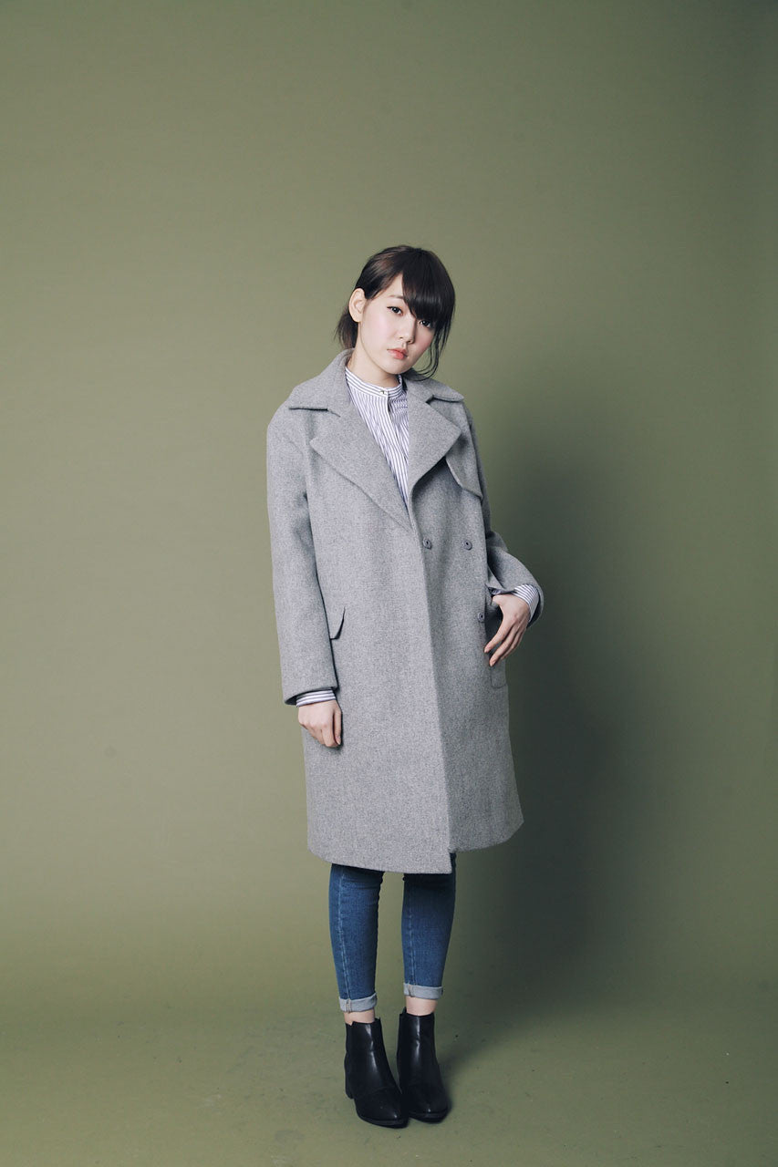 率性翻領羊毛大衣