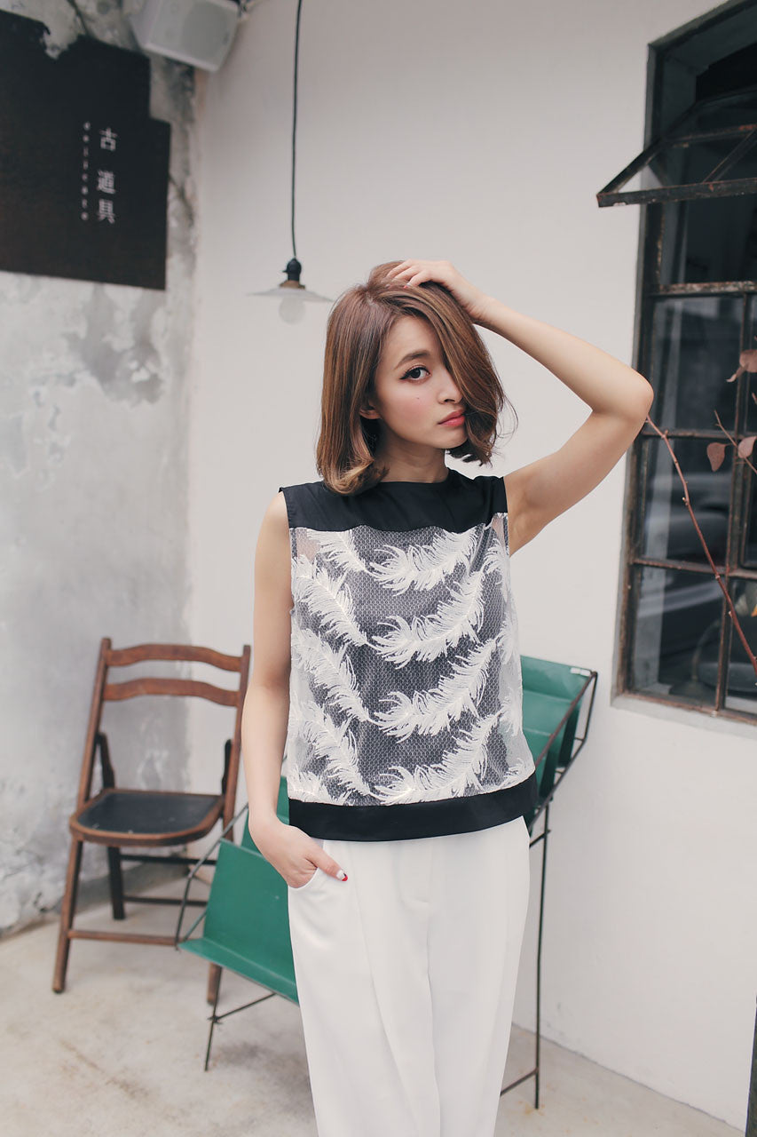 立體羽毛織紋背心(兩色)