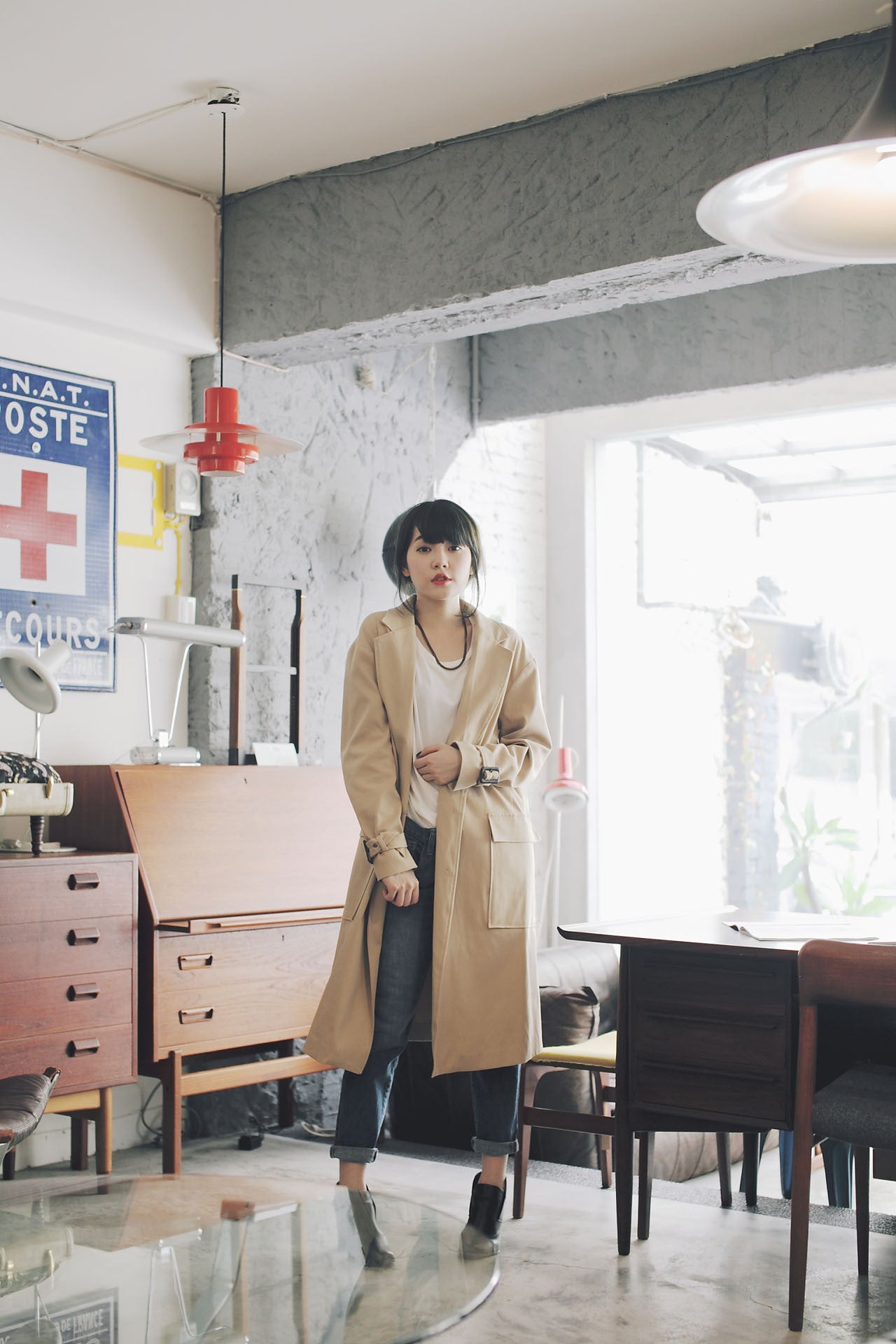 率性長版硬挺風衣