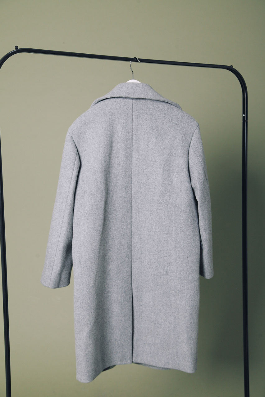 率性翻領羊毛大衣