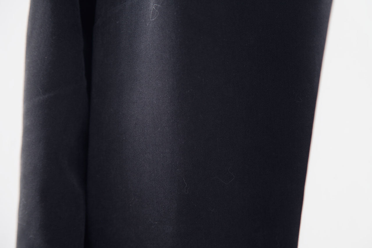 小領子蜜桃絨上衣-黑